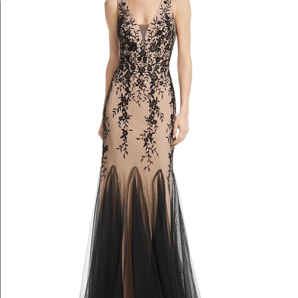 Aqua Embroidered Lace Gown, US 4